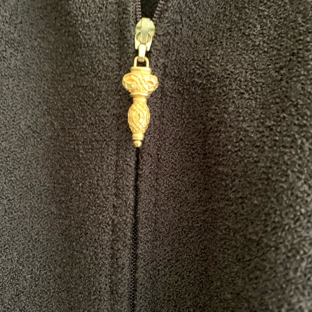 Stunning St. John Knit Jacket and Pants! - Picture 3 of 12
